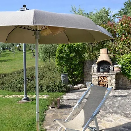 Sleeps 6 With Pool Air Con And Wifi Villa Toscella