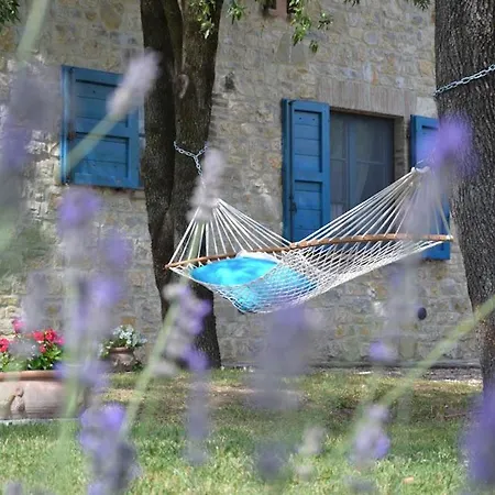 Sleeps 6 With Pool Air Con And Wifi Villa